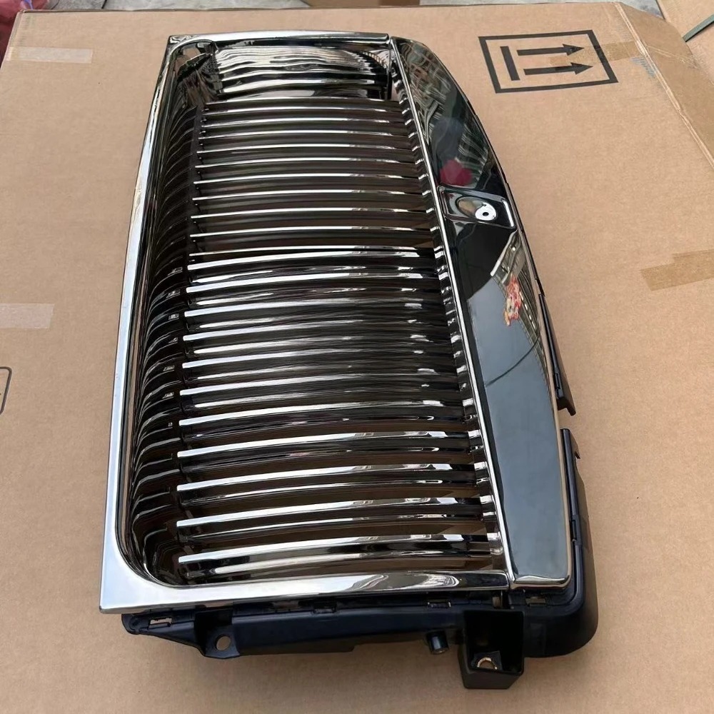 High Quality New 51117301356 Auto Parts  Wraith Grille for Sale